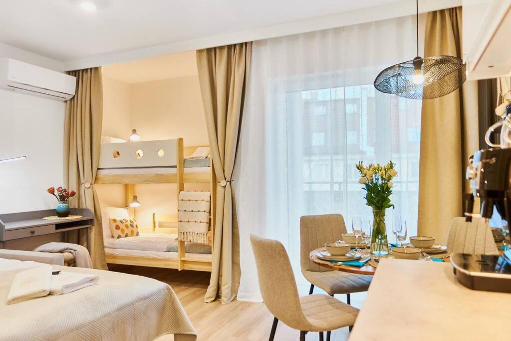 Golden Hour Apartments- Plac Slowianski 26 Świnoujście Exterior foto