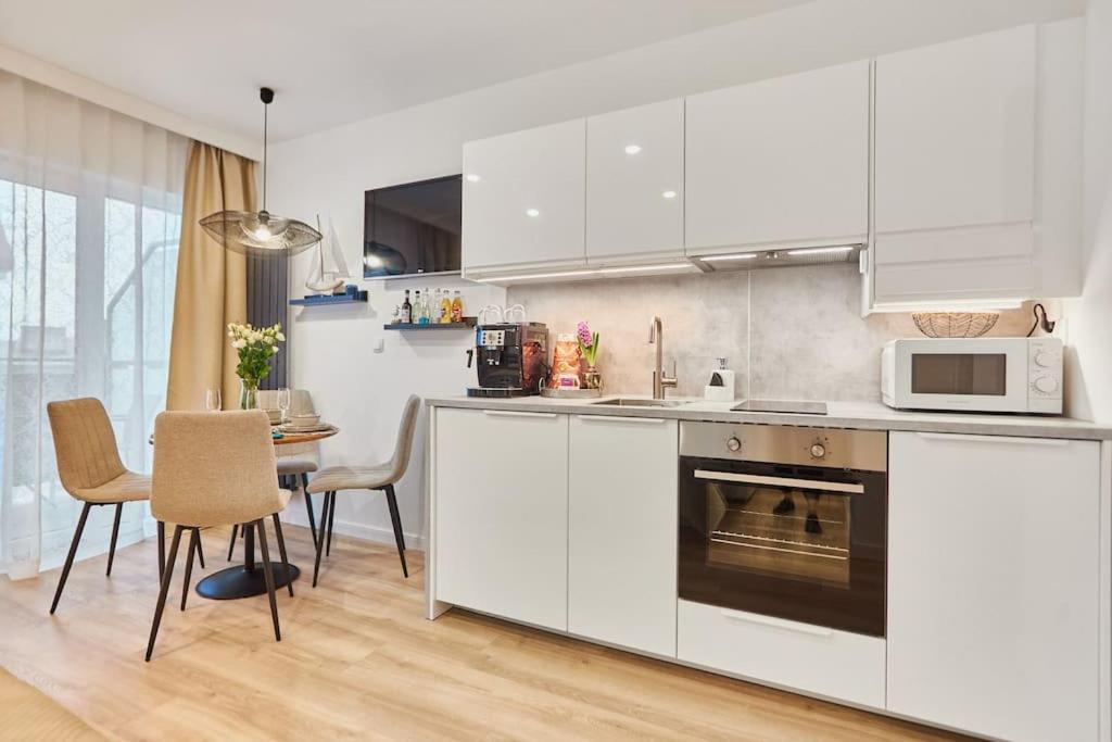 Golden Hour Apartments- Plac Slowianski 26 Świnoujście Exterior foto